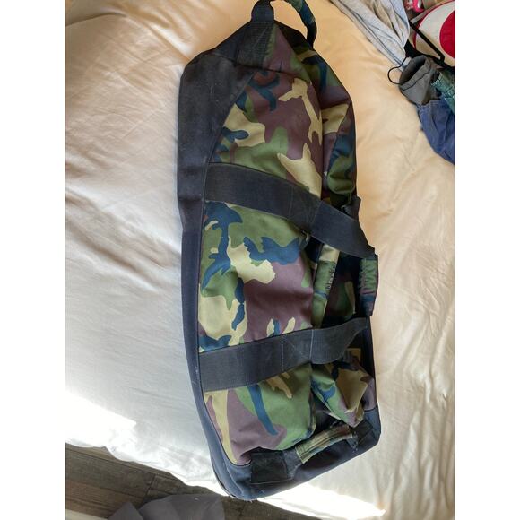 LL Bean rolling duffel bag luggage camo XL monogrammed carry durable travel - Picture 3 of 8